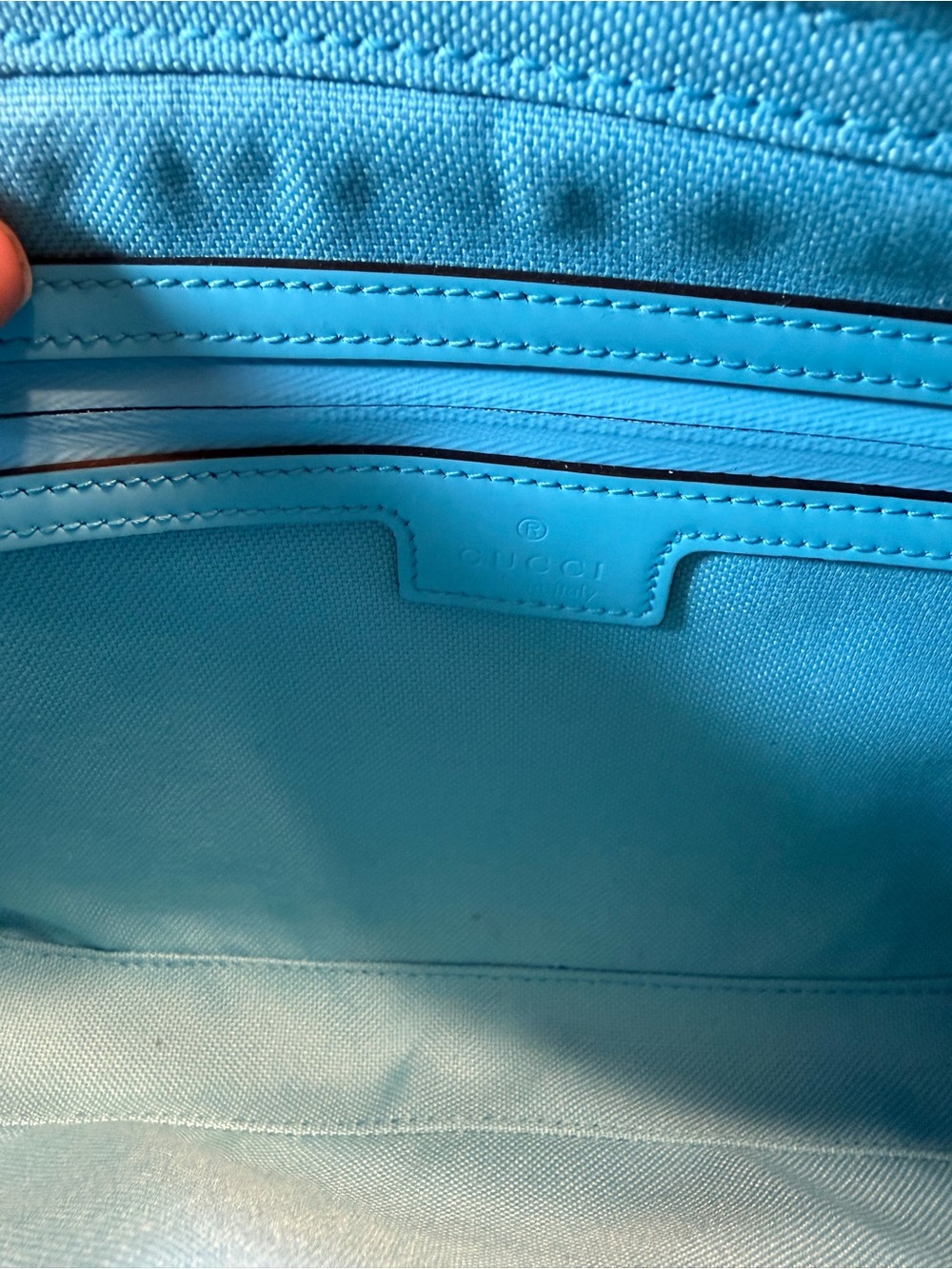 New Authentic Gucci GG Supreme Logo Blue Leather Shoulder Bag - Picture 14 of 16